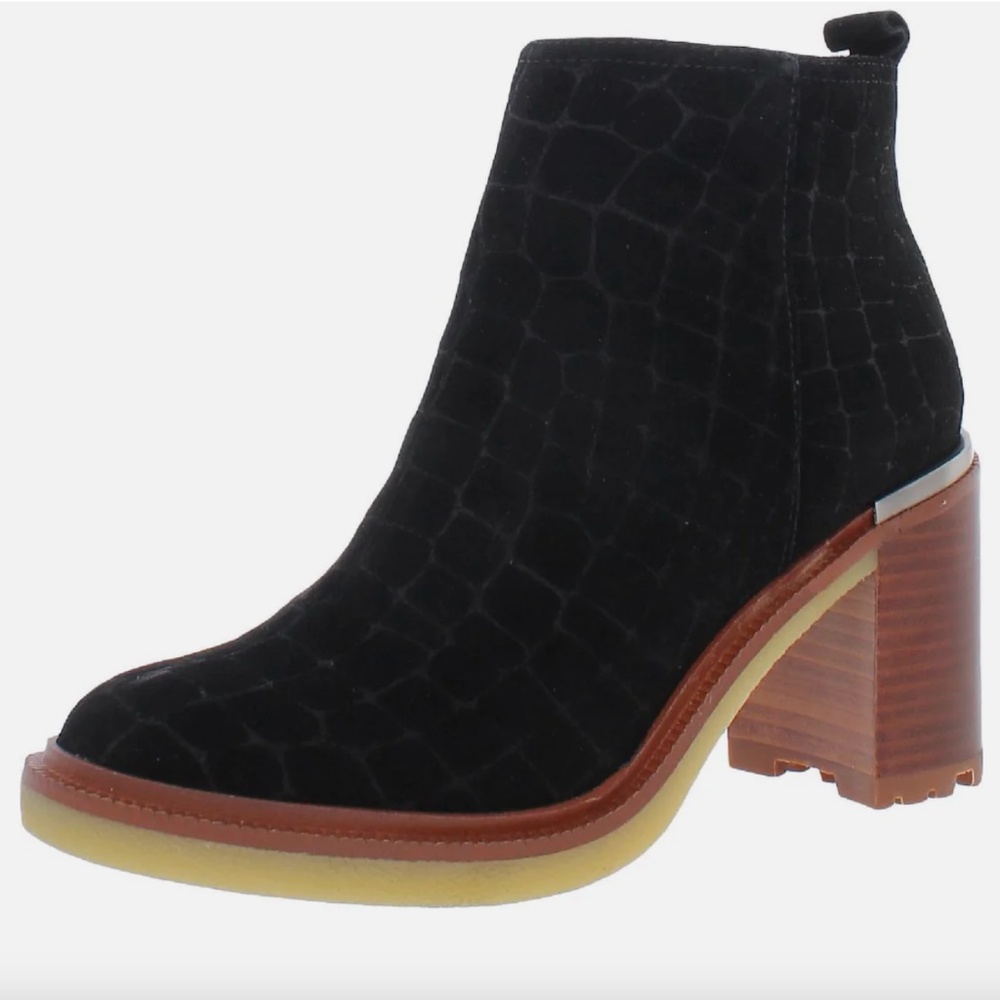 Vince Camuto Gorgan Womens Bootie Ankle Boots